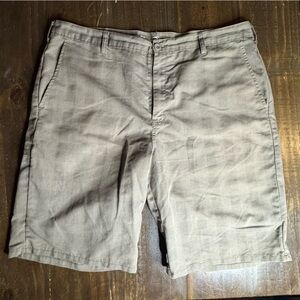 Dickies Tan Brown Plaid Casual Shorts